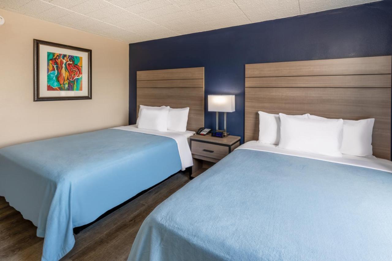 Hotel Baymont By Wyndham Laredo Exteriér fotografie