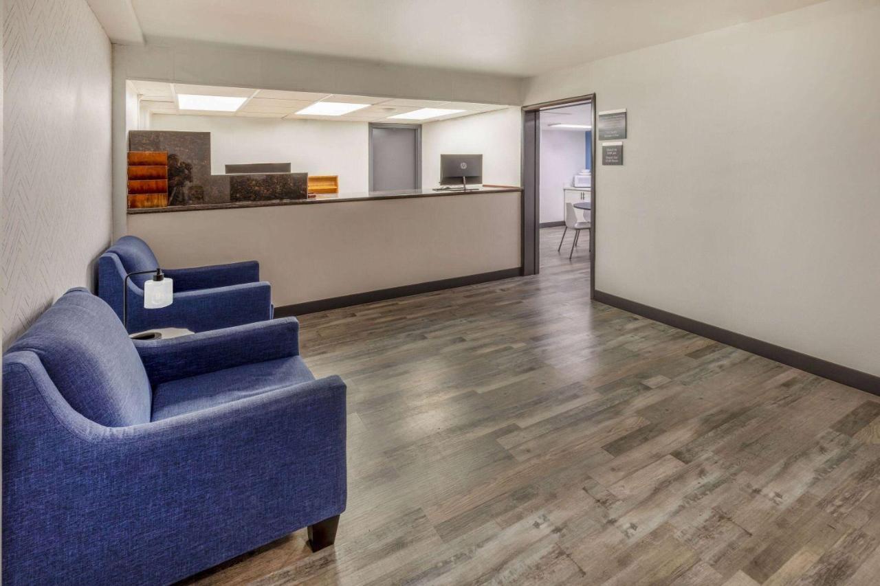 Hotel Baymont By Wyndham Laredo Exteriér fotografie